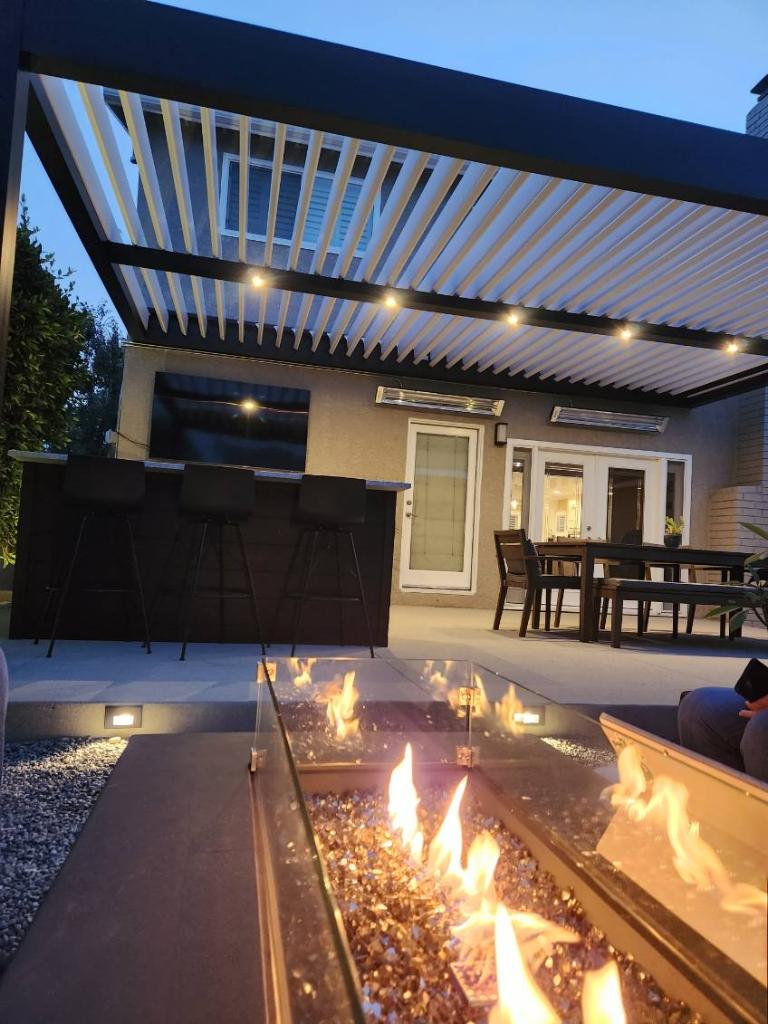 AA0A0AAE-0DE1-4648-83CA-741B6C194A90